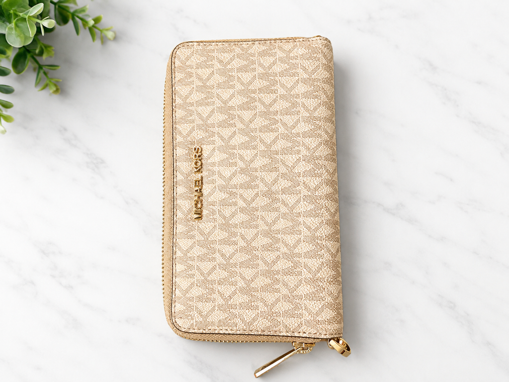 Michael Kors Jet Set Travel Zip Around Wallet – Vanilla/Blush Signature