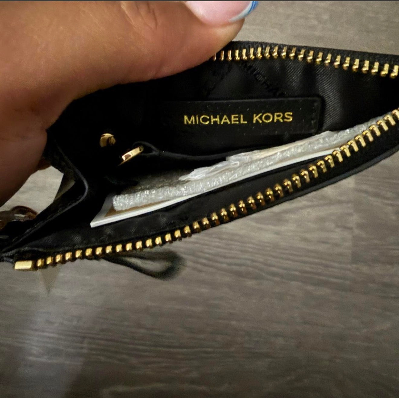 Michael Kors Black Leather Zip Card Holder Wristlet – New With Tags