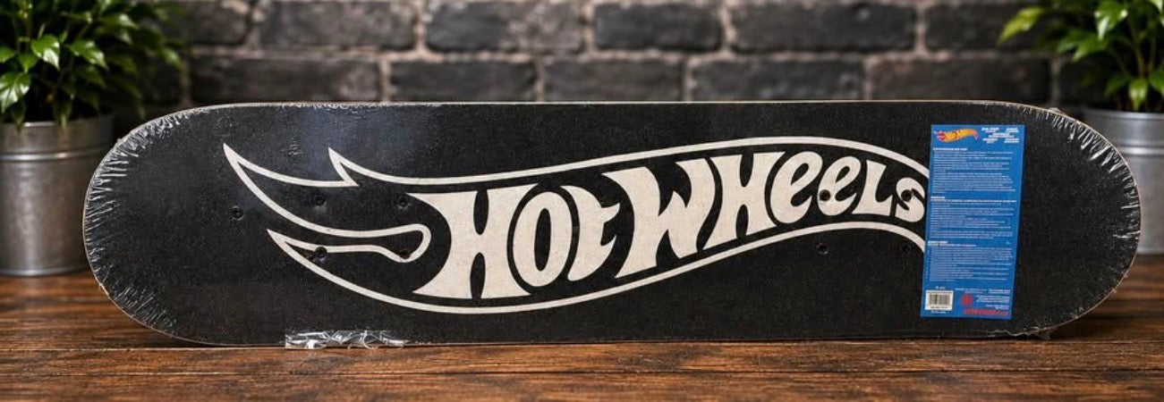 Hot Wheels Complete Skateboard – Brand New | Red Wheels